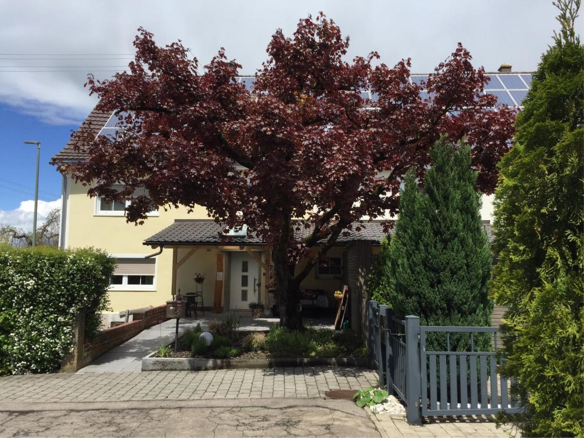 Apartmentvermietung Ingrid Bolkart - Landleben 6 Illertissen Exterior foto